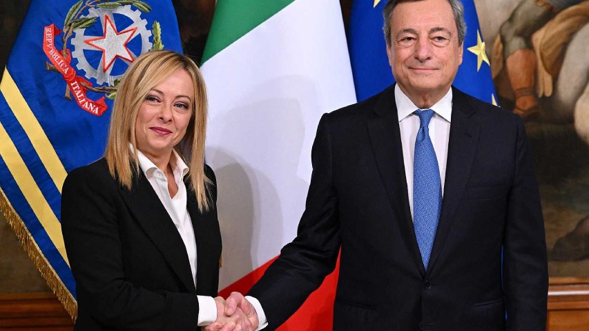 Giorgia Meloni jura como nueva primera ministra en Italia