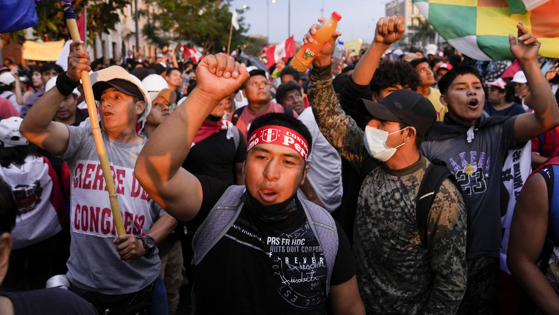 En Perú prosiguen protestas antigubernamentales