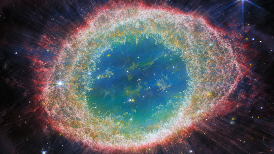 James Webb capta en detalle Nebulosa del Anillo